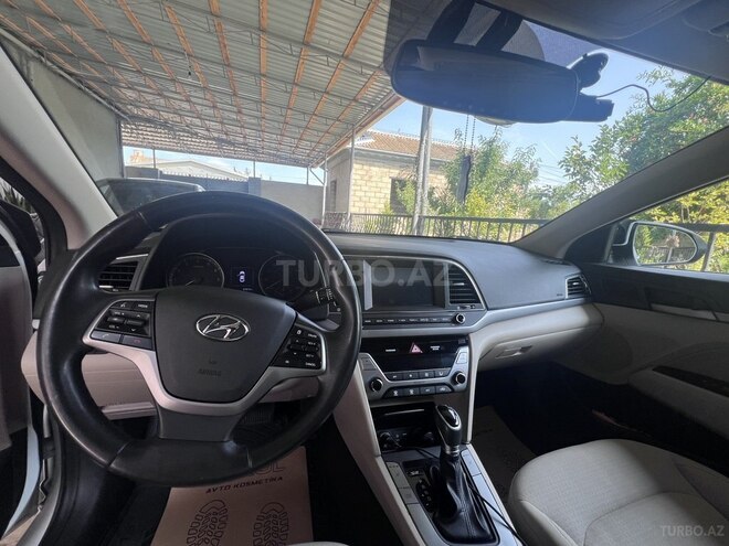 Hyundai Elantra 2017, 159,325 km - 2.0 л - Bakı