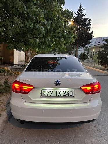 Volkswagen Passat 2012, 175,000 km - 2.5 l - Bakı