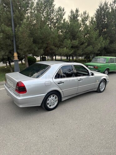 Mercedes C 220 d 1998, 348,000 km - 2.2 l - Bakı