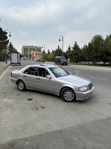 Mercedes C 220 d 1998, 348,000 km - 2.2 l - Bakı