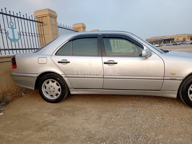 Mercedes C 240 1997, 405,000 km - 2.4 l - Bakı