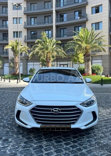 Hyundai Elantra 2017, 273,588 km - 2.0 l - Bakı