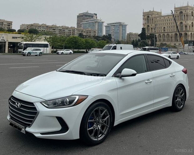 Hyundai Elantra 2017, 273,588 km - 2.0 l - Bakı