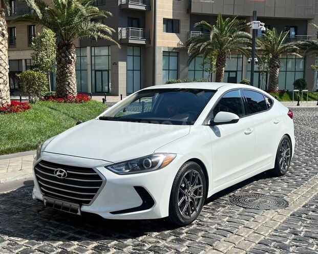 Hyundai Elantra 2017, 273,588 km - 2.0 l - Bakı