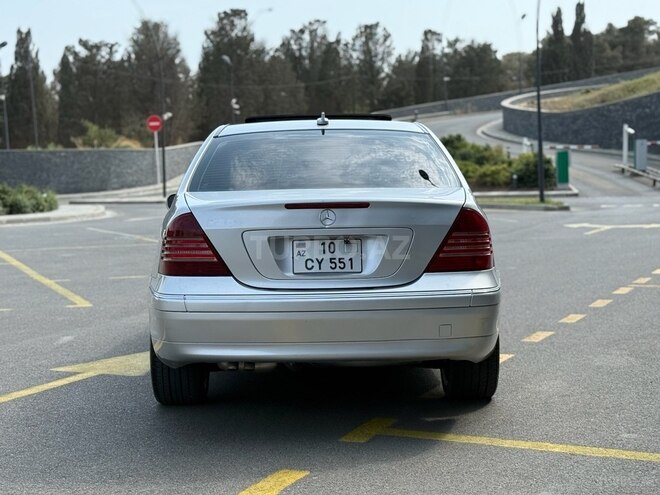 Mercedes C 240 2000, 327,000 km - 2.6 l - Bakı