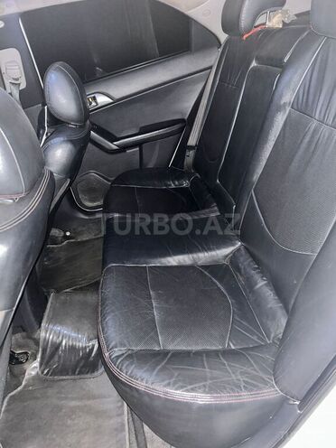 Kia Cerato 2012, 300,000 km - 1.6 l - Qazax