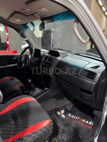 Mitsubishi Pajero io 2000, 305,005 km - 2.0 l - Sumqayıt