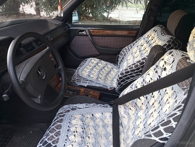 Mercedes E 230 1989, 300,000 km - 2.3 l - Bakı