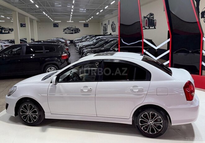 Hyundai Verna 2010, 250,500 km - 1.5 l - Sumqayıt