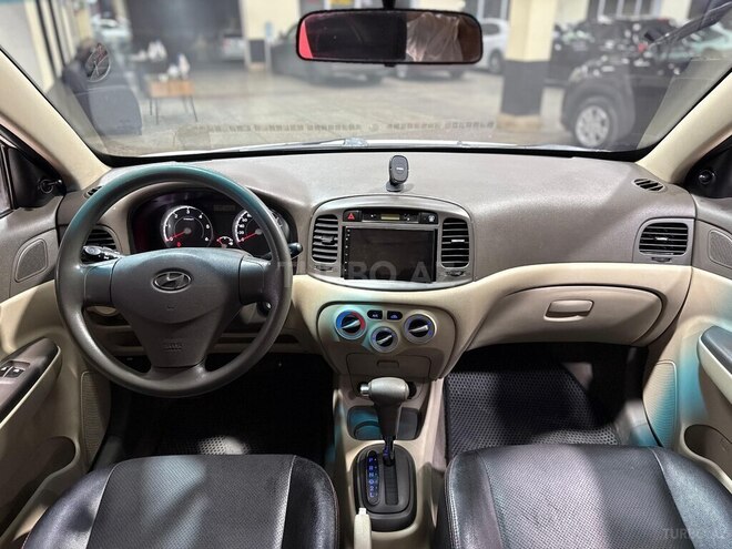 Hyundai Verna 2010, 250,500 km - 1.5 l - Sumqayıt
