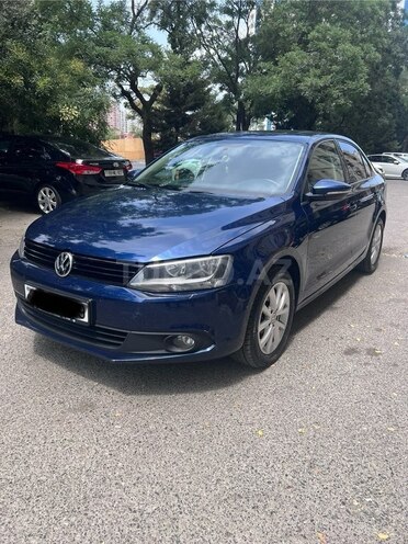 Volkswagen Jetta 2013, 204,000 km - 2.0 л - Bakı