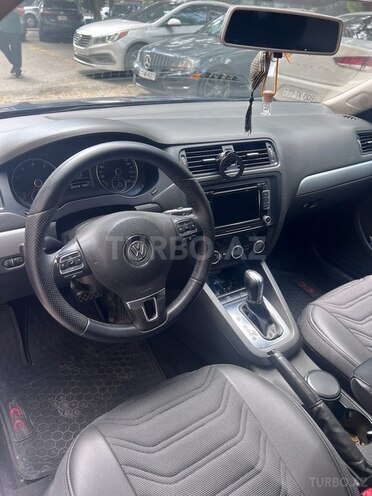 Volkswagen Jetta 2013, 204,000 km - 2.0 л - Bakı