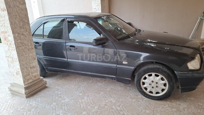 Mercedes C 180 1997, 233,000 km - 1.8 l - Sumqayıt