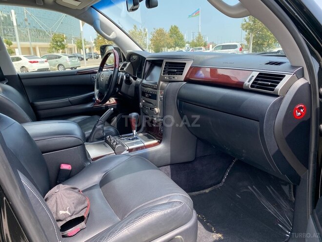 Lexus LX 570 2013, 189,000 km - 5.7 l - Bakı