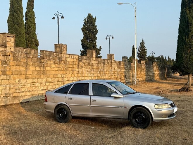 Opel Vectra 1997, 360,000 km - 2.0 l - Lənkəran