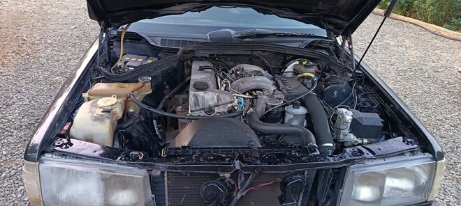 Mercedes 190 1990, 555,720 km - 2.0 l - Astara