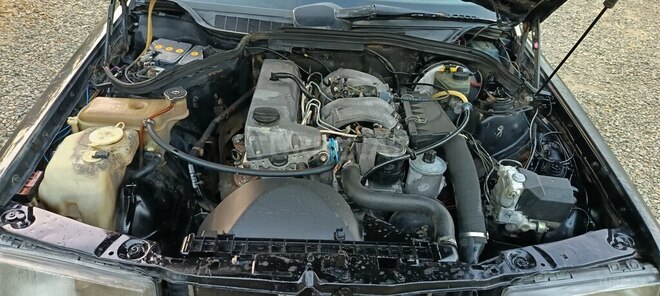 Mercedes 190 1990, 555,720 km - 2.0 l - Astara