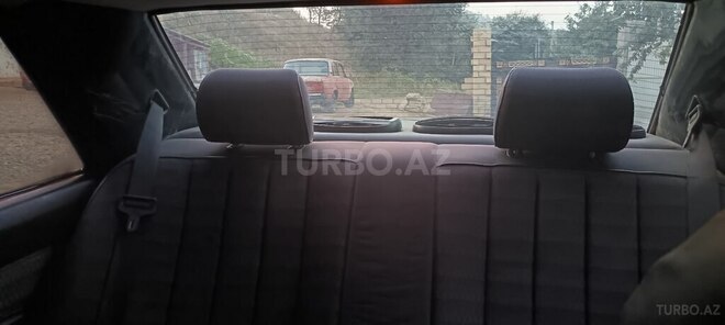 Mercedes 190 1990, 555,720 km - 2.0 l - Astara