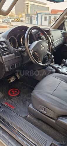 Mitsubishi Pajero 2007, 358,000 km - 3.2 l - Bakı