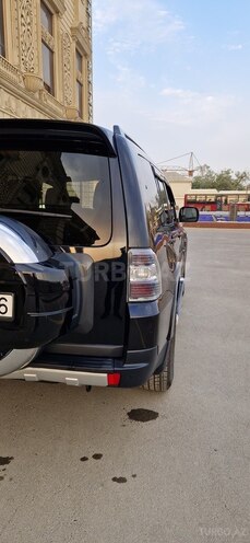Mitsubishi Pajero 2007, 358,000 km - 3.2 l - Bakı