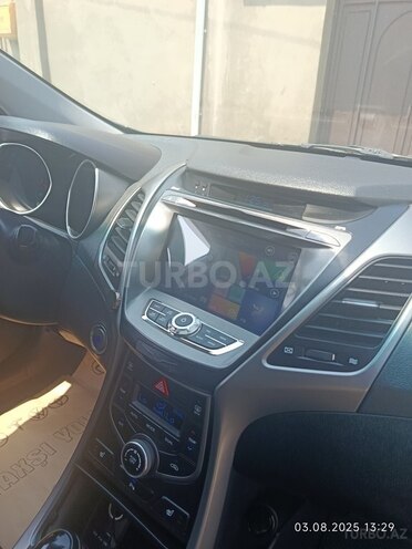 Hyundai Avante 2015, 186,000 km - 1.6 л - Bakı