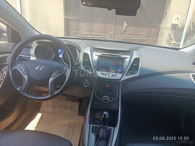 Hyundai Avante 2015, 186,000 km - 1.6 л - Bakı