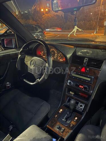 Mercedes C 220 1996, 380,000 km - 2.2 л - Bakı