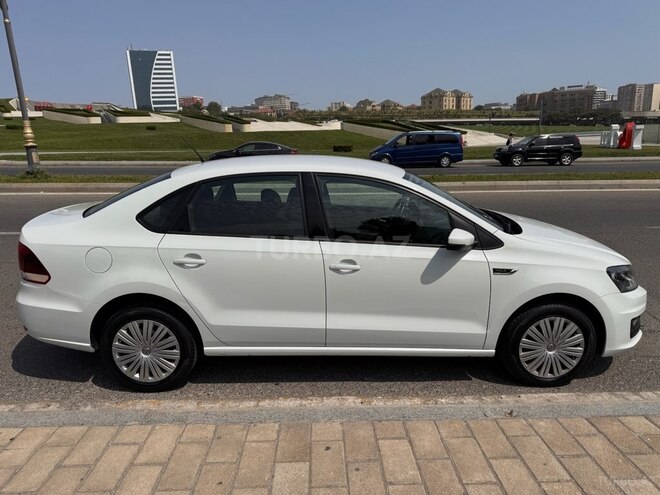 Volkswagen Polo 2019, 62,892 km - 1.6 l - Bakı