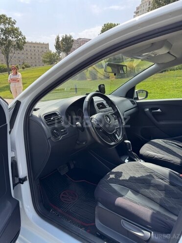 Volkswagen Polo 2019, 62,892 km - 1.6 l - Bakı