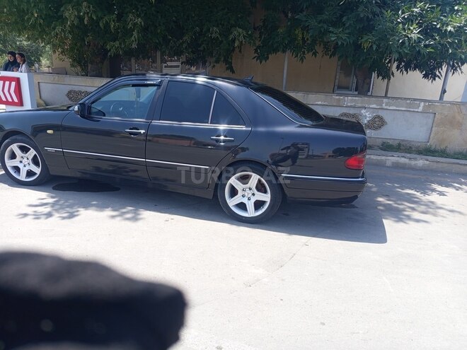 Mercedes E 240 1998, 385,799 km - 2.4 l - Sabirabad