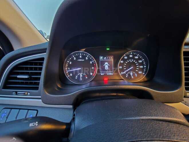 Hyundai Elantra 2018, 92,296 km - 2.0 л - Bakı