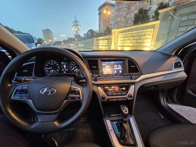 Hyundai Elantra 2018, 92,296 km - 2.0 л - Bakı