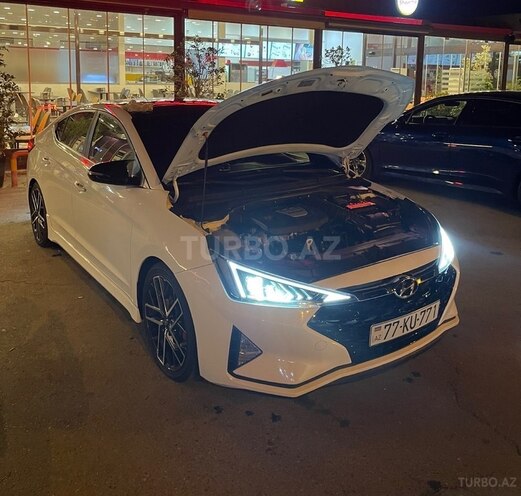 Hyundai Elantra 2019, 123,919 km - 1.6 l - Bakı