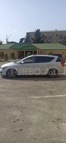Kia  2012, 268,000 km - 1.6 l - Bakı