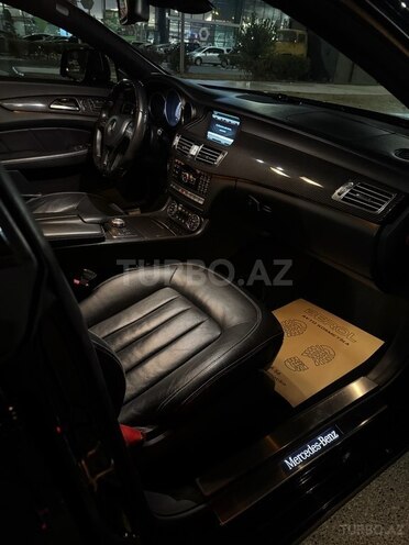 Mercedes  2012, 168,000 km - 4.7 л - Bakı