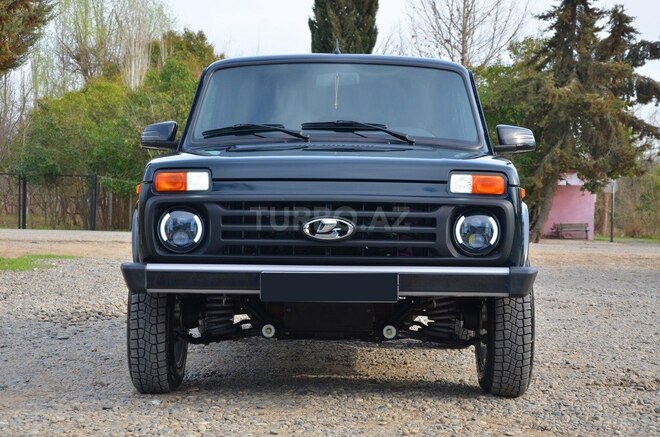 LADA (VAZ) Niva-1