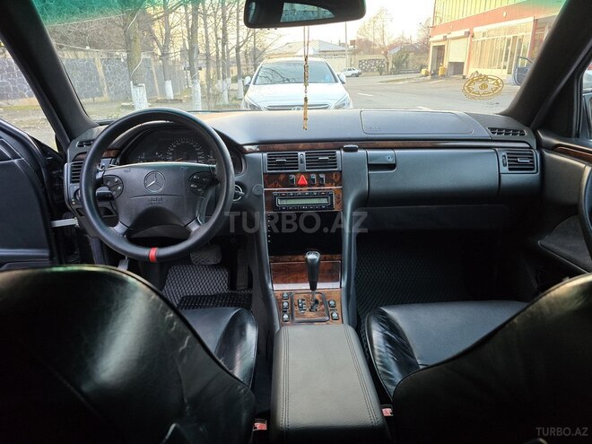 Mercedes E 270 2000, 545,000 km - 2.7 l - Balakən