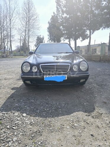 Mercedes E 270 2000, 545,000 km - 2.7 l - Balakən