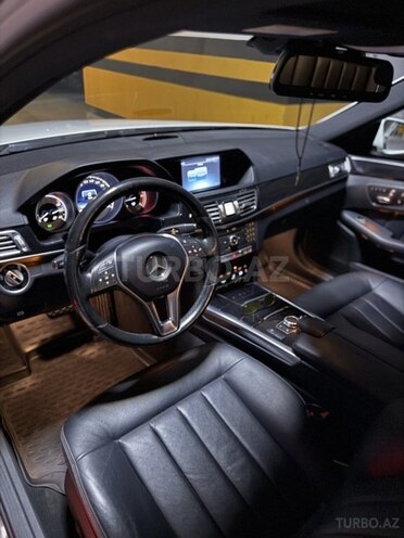 Mercedes E 220 d 2015, 144,000 km - 2.1 л - Bakı