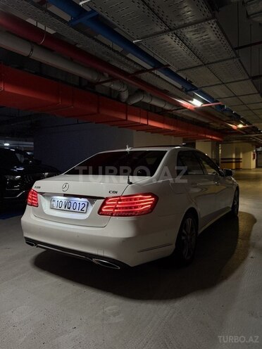 Mercedes E 220 d 2015, 144,000 km - 2.1 л - Bakı