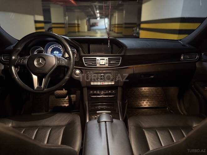 Mercedes E 220 d 2015, 144,000 km - 2.1 л - Bakı