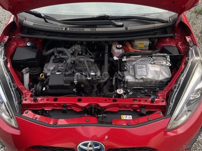Toyota Prius C 2017, 54,718 km - 1.5 l - Bakı