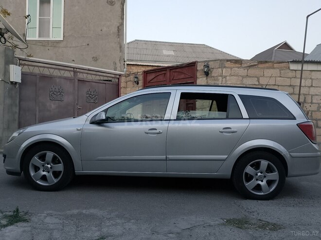 Opel Astra 2006, 400,000 km - 1.4 l - Göyçay