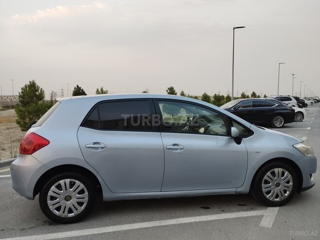 Toyota Auris 2008, 329,000 km - 1.4 l - Bakı