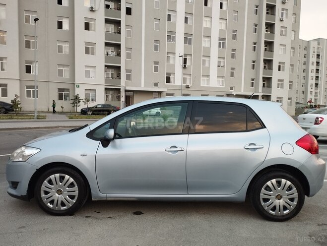 Toyota Auris 2008, 329,000 km - 1.4 l - Bakı