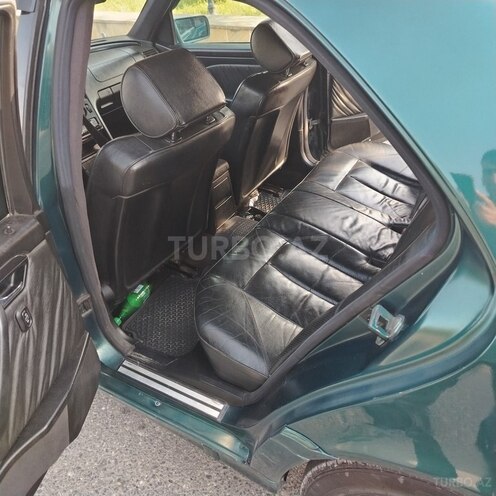 Mercedes C 180 1996, 250,000 km - 1.8 l - Qusar