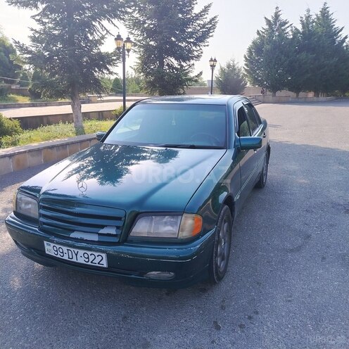 Mercedes C 180 1996, 250,000 km - 1.8 l - Qusar