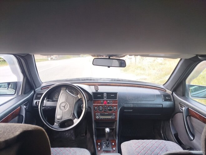 Mercedes C 180 1997, 571,000 km - 1.8 л - Şamaxı
