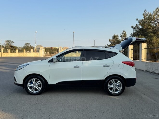 Hyundai ix35 2011, 245,000 km - 2.0 l - Bakı