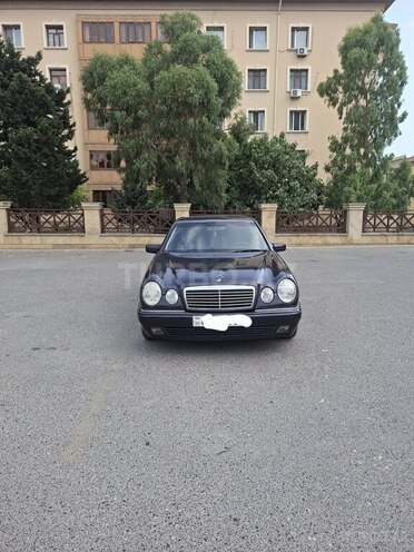 Mercedes E 220 d 1998, 262,000 km - 2.2 l - Bakı